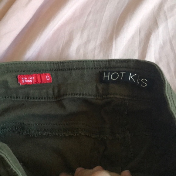 Green Cargo pants - Picture 2 of 2